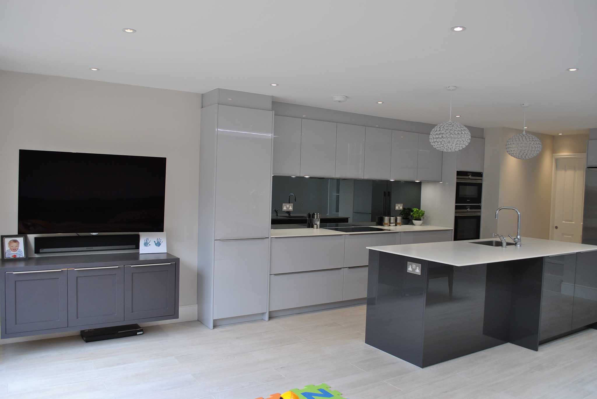 Narbonne Avenue, Clapham, London Kitchen design by Eclectic Interiors